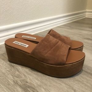 Steve Madden Platform Slides